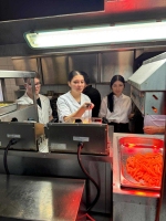 Dzień ósmy w Grecji 
 - praktyki