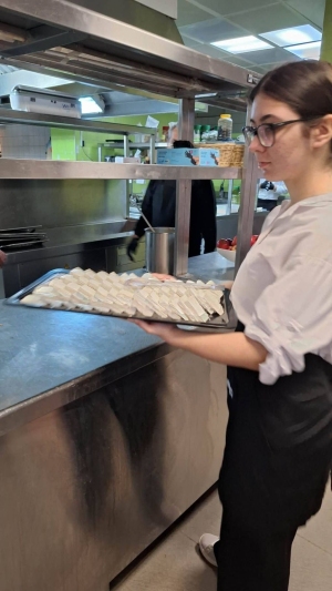 Dzień trzeci w Grecji
 - praktyki