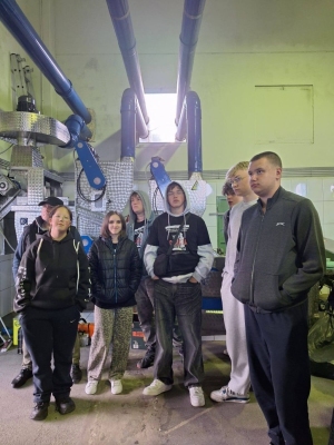 Dzień piąty w Grecji
 - wycieczka 
do rodzinnych fabryk