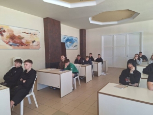 Dzień czwarty w Grecji
 - praktyki