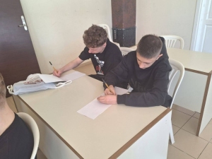 Dzień czwarty w Grecji
 - praktyki